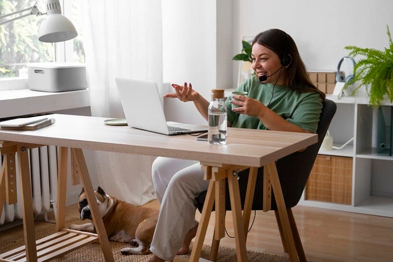 Cover Image for Confiança no trabalho remoto: como construir relações saudáveis entre empresa e colaboradores