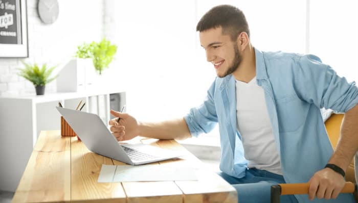 Imagem de capa do post Extração automática de dados do CV: vantagens da tecnologia parsing de currículos